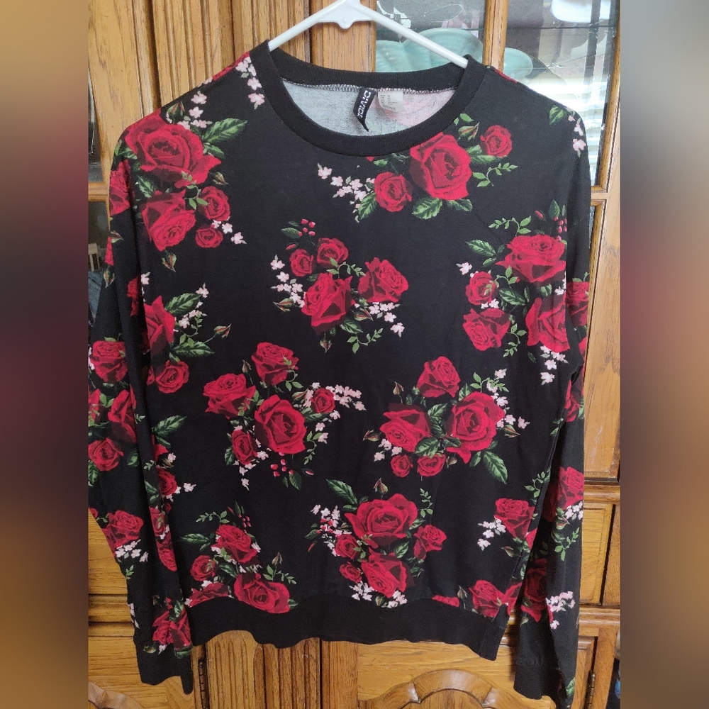 Divided H&M Rose Flower Patterned Sweater